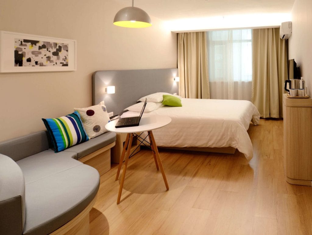 laminátová podlaha